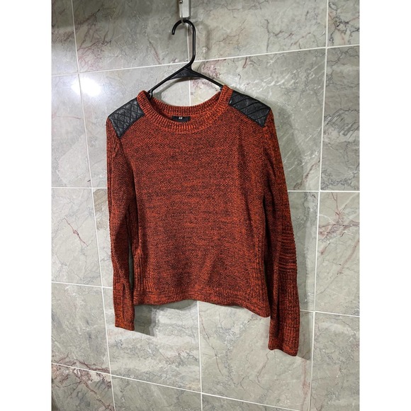 H&M Sweaters - H&M sweater size M- NWOT